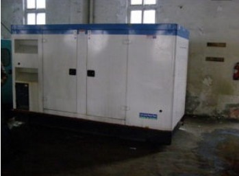 兰州康明斯150kw大型柴油二手发电机组 兰州康明斯150kw大型柴油二手发电机组